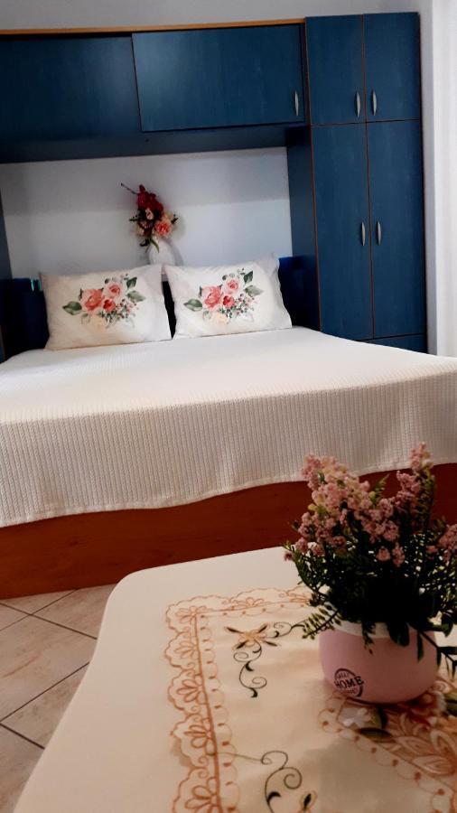 Apartmani Kalinic Бієла Екстер'єр фото